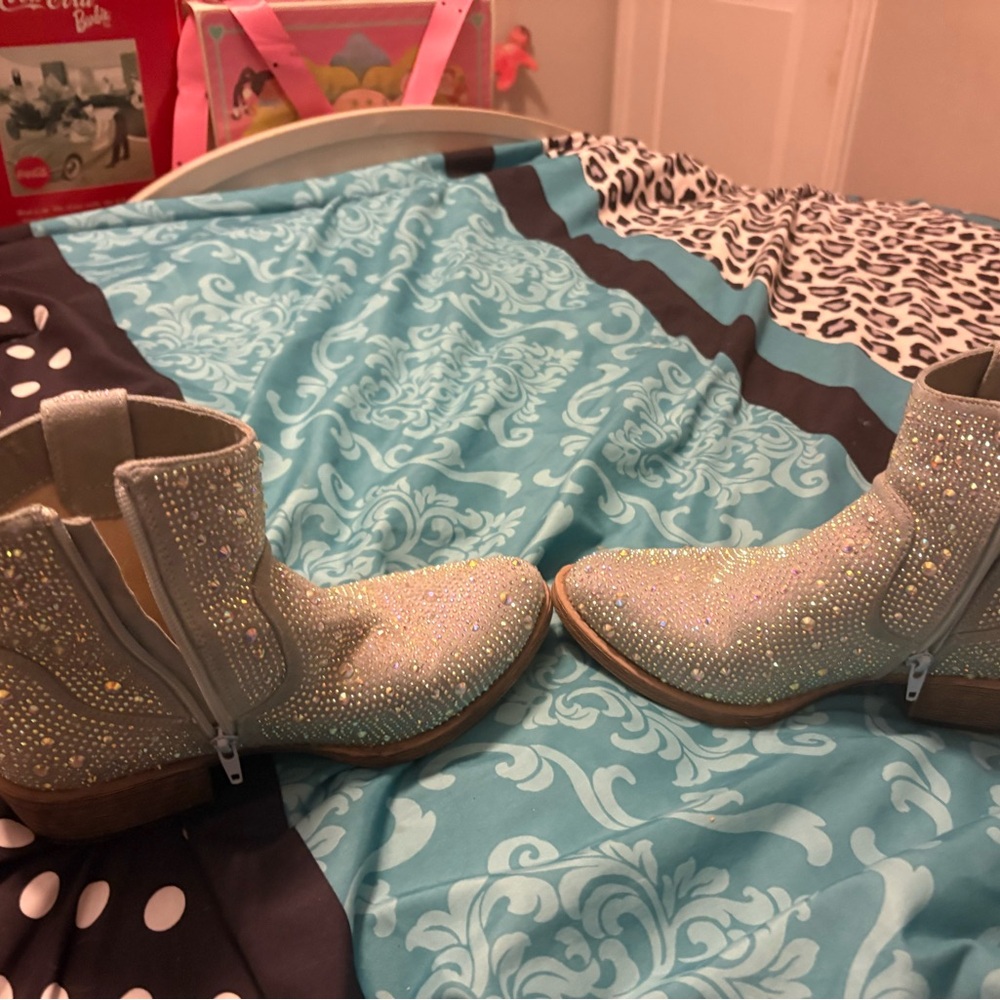 Gray Suede Shoes - image 6